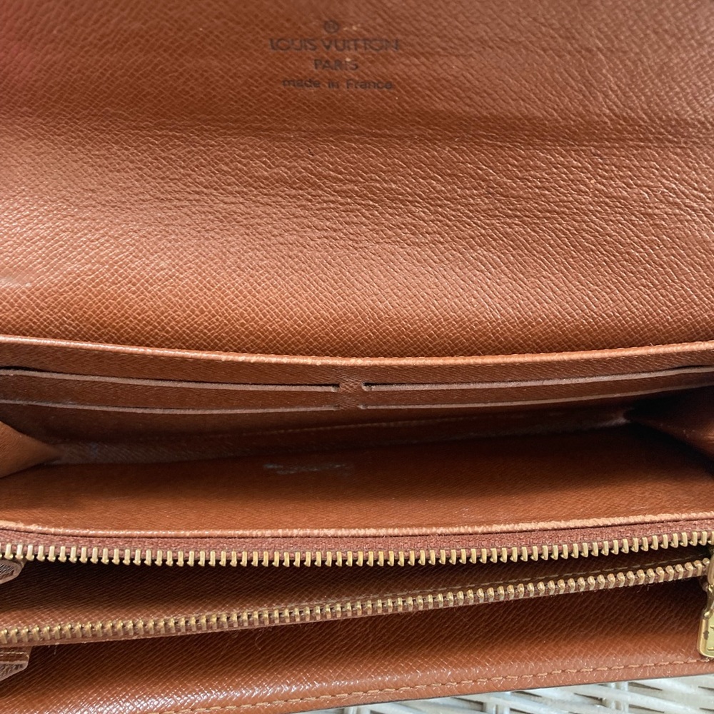 Louis Vuitton Sarah leather wallet. Used condition - Picture 9 of 10